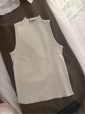 Vince Sleeveless Ribbed Mock Neck Tank Top - White cotton and Lycra